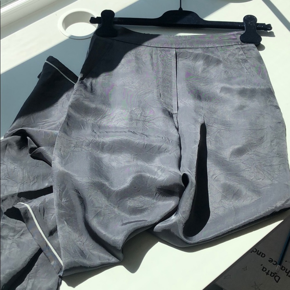 Brand new Aritzia Wilfred pant